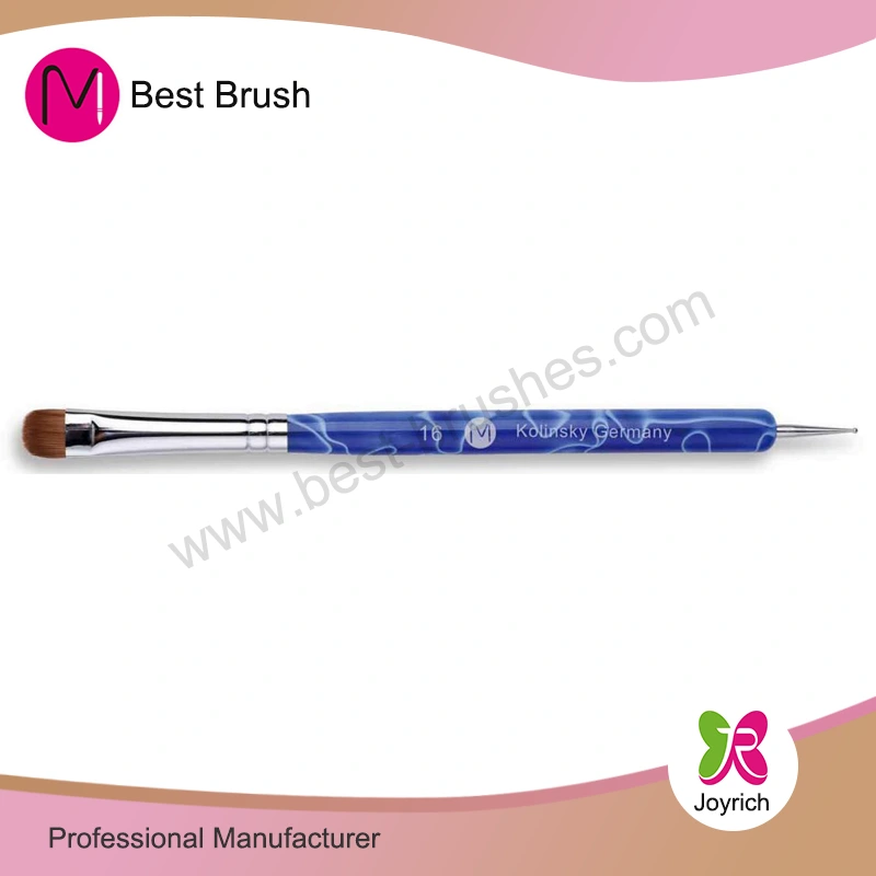 От избора на материал до готовия продукт: Какви са стъпките при направата на четка за нокти?